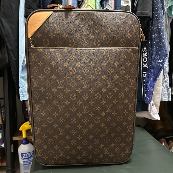 Louis Vuitton Handbags - Louis Vuitton suitcase